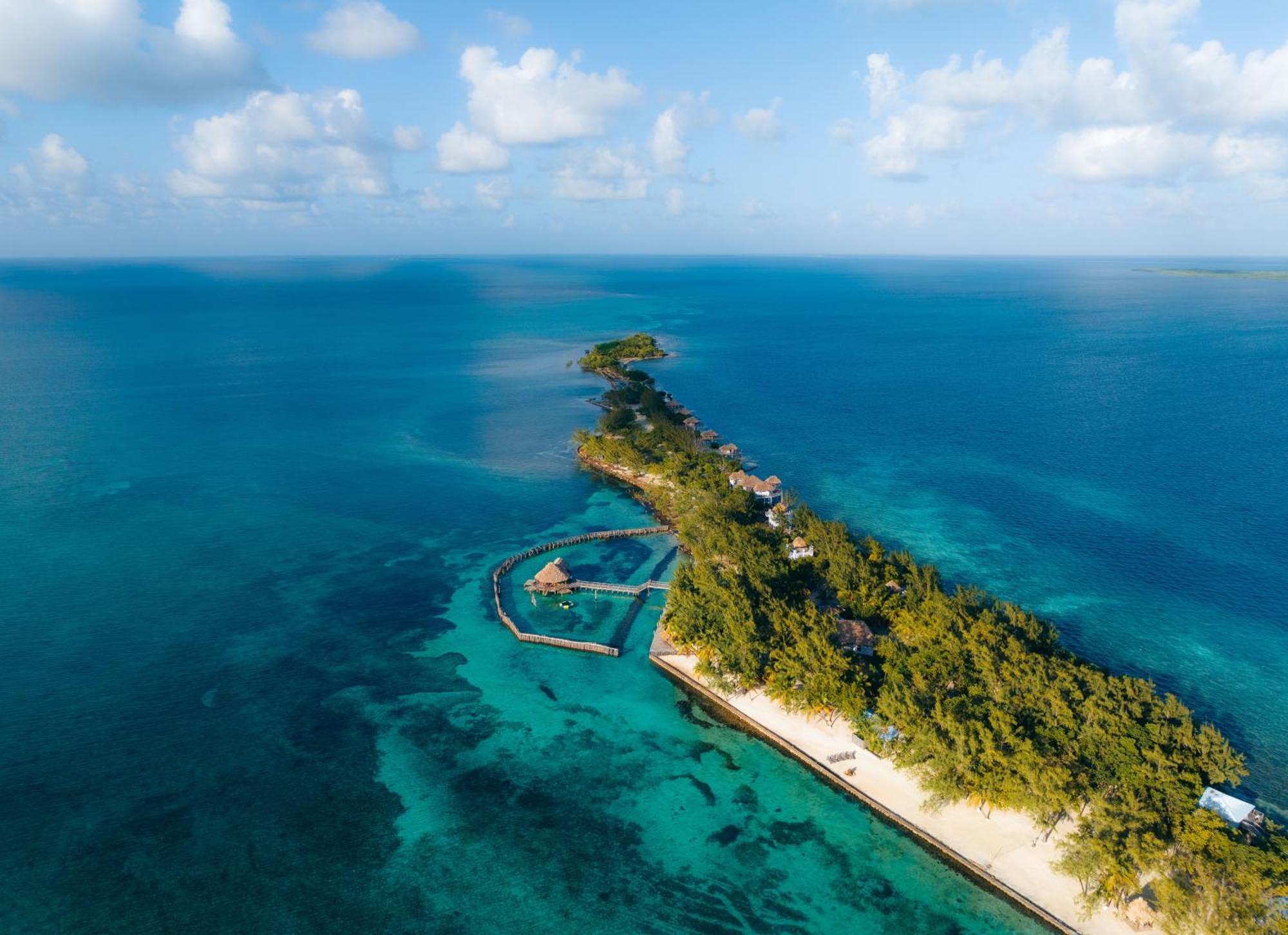 Thatch Caye Resort A Muy'Ono Resort Hopkins Dış mekan fotoğraf