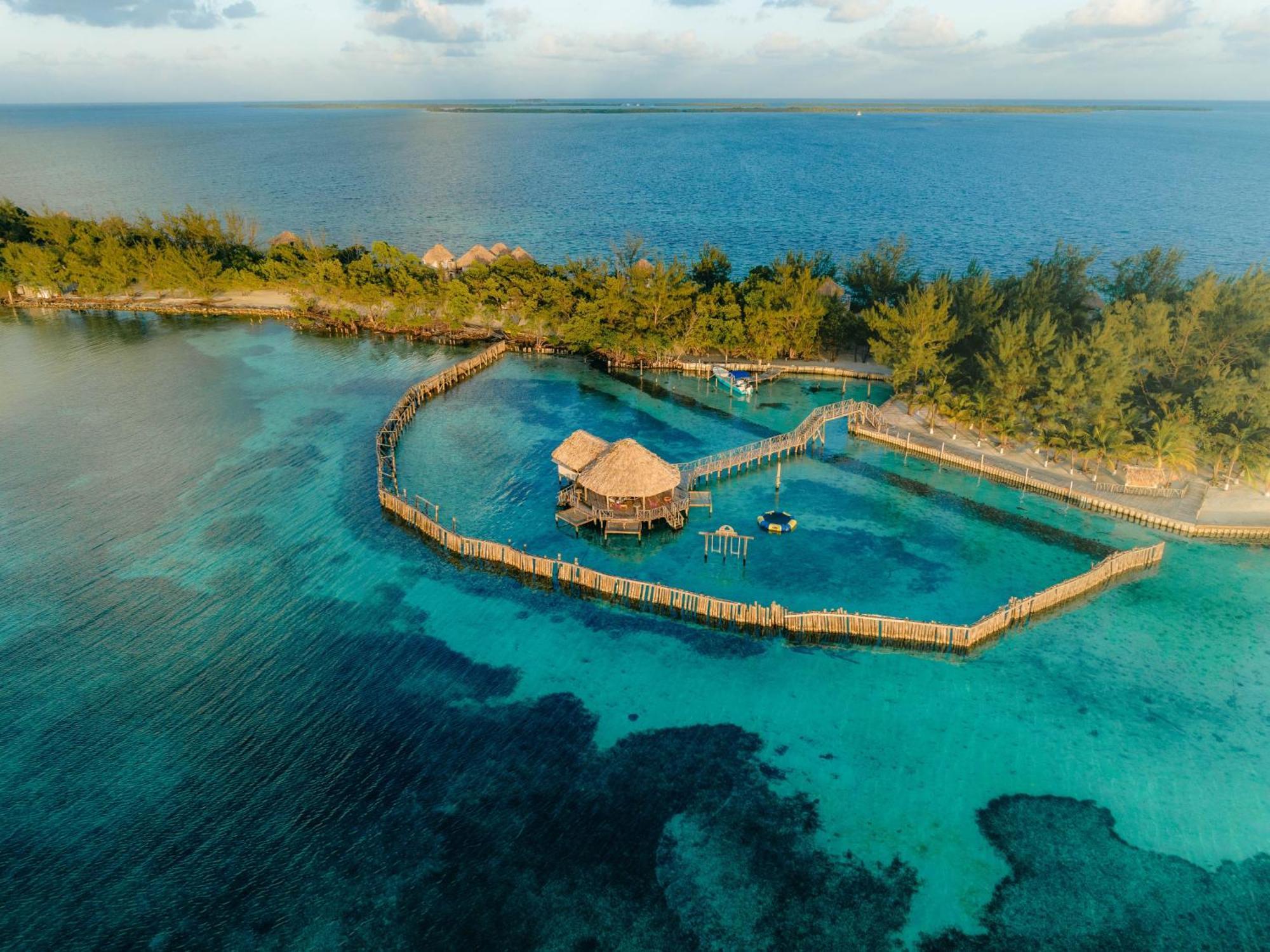 Thatch Caye Resort A Muy'Ono Resort Hopkins Dış mekan fotoğraf