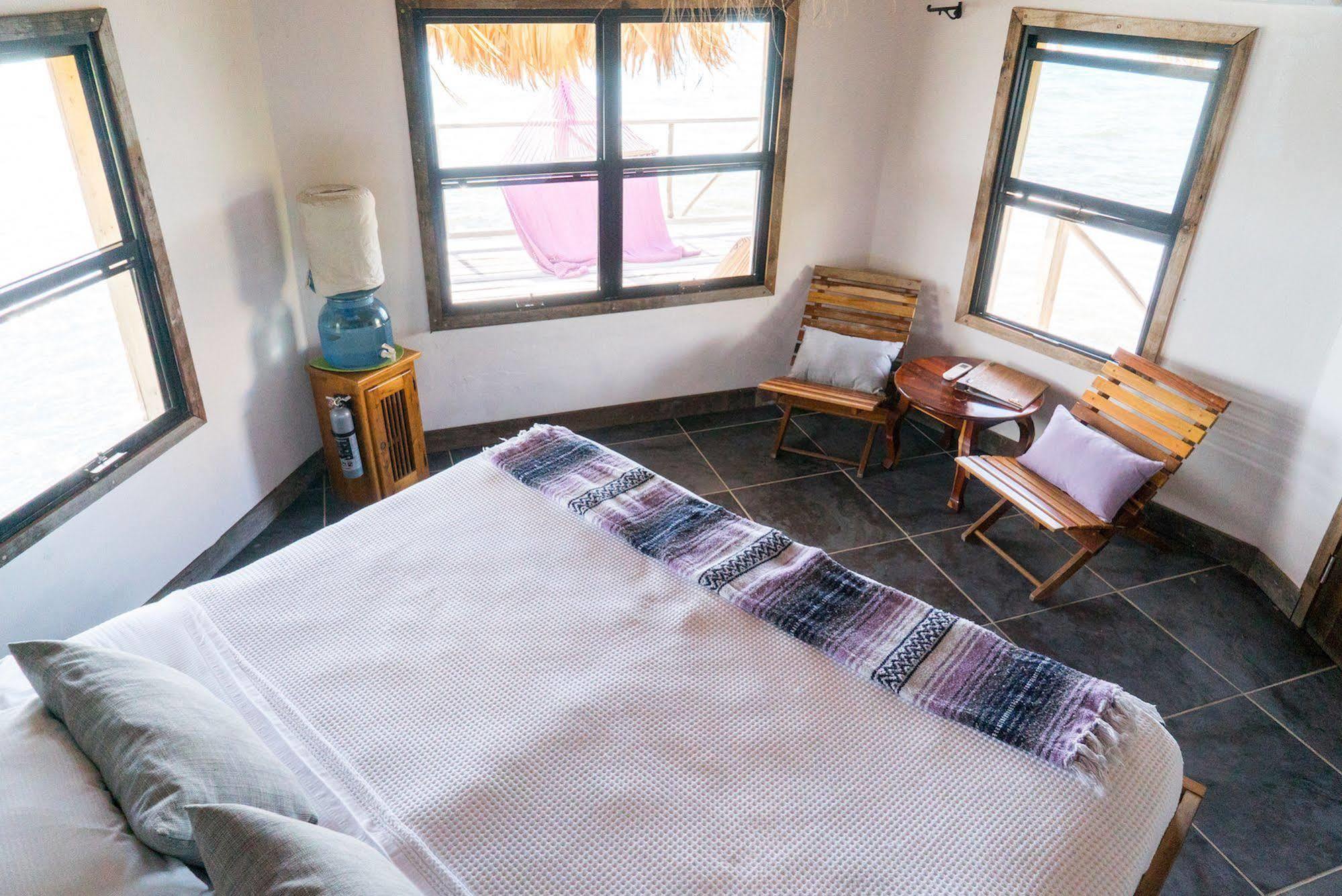 Thatch Caye Resort A Muy'Ono Resort Hopkins Dış mekan fotoğraf